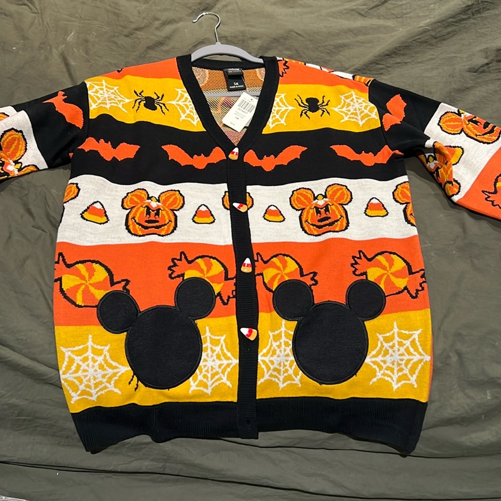 Disney Halloween cardigan